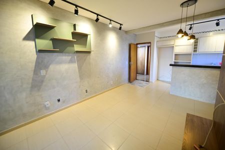 Apartamento à venda com 56m², 2 quartos e 1 vaga Apartamento à venda com 56m², 2 quartos e 1 vagaSala