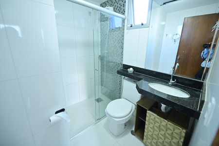Apartamento à venda com 56m², 2 quartos e 1 vaga Apartamento à venda com 56m², 2 quartos e 1 vagaBanheiro