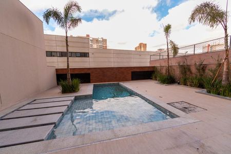 Apartamento à venda com 120m², 2 quartos e 2 vagasÁrea comum - Piscina