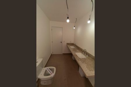 Apartamento à venda com 120m², 2 quartos e 2 vagasBanheiro Suite Master