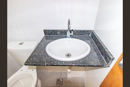 Apartamento à venda com 50m², 2 quartos e sem vaga Apartamento à venda com 50m², 2 quartos e sem vagaBanheiro