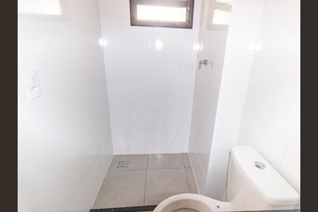 Apartamento à venda com 50m², 2 quartos e sem vaga Apartamento à venda com 50m², 2 quartos e sem vagaBanheiro