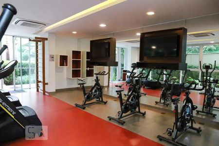 Apartamento à venda com 123m², 2 quartos e 3 vagasÁrea comum - Academia