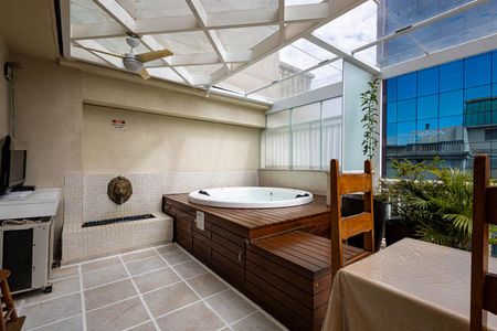 Apartamento à venda com 123m², 2 quartos e 3 vagasTerraço