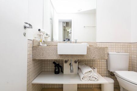 Apartamento à venda com 123m², 2 quartos e 3 vagasBanheiro da Suíte 