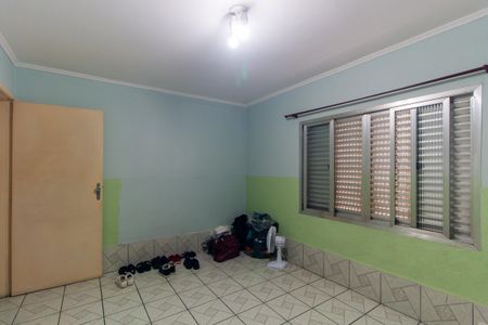 Casa à venda com 180m², 3 quartos e 2 vagasQuarto 3