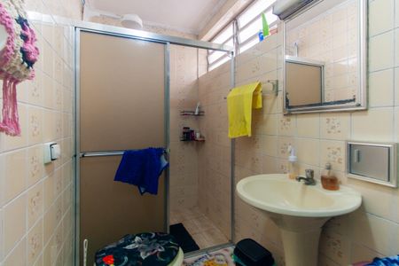 Casa à venda com 180m², 3 quartos e 2 vagasBanheiro 2