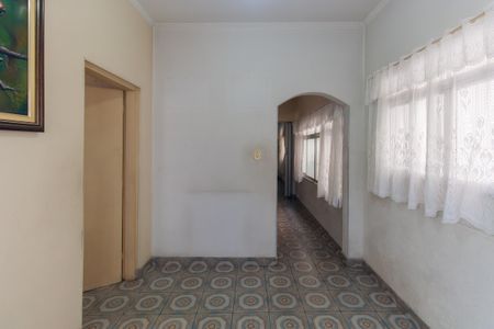 Casa à venda com 180m², 3 quartos e 2 vagasSala