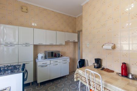 Casa à venda com 180m², 3 quartos e 2 vagasCozinha