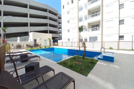 Apartamento para alugar com 46m², 2 quartos e 1 vaga Apartamento para alugar com 46m², 2 quartos e 1 vagaÁrea comum - Piscina