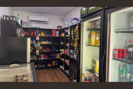 Apartamento à venda com 47m², 2 quartos e 1 vagaMini Mercado