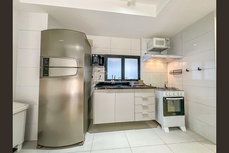 Apartamento à venda com 54m², 2 quartos e sem vagaCozinha