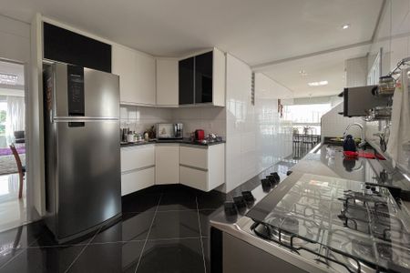 Apartamento à venda com 150m², 3 quartos e 6 vagasCozinha