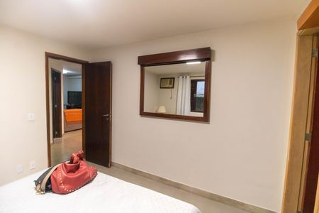 Casa à venda com 750m², 5 quartos e 4 vagas Casa à venda com 750m², 5 quartos e 4 vagasSuíte 1 (Casa 2)