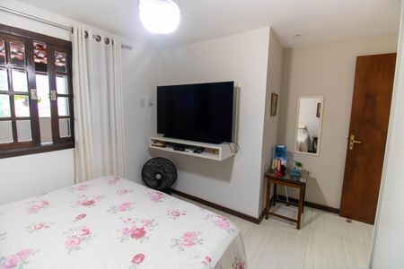 Casa à venda com 750m², 5 quartos e 4 vagas Casa à venda com 750m², 5 quartos e 4 vagasQuarto (Casa 1)