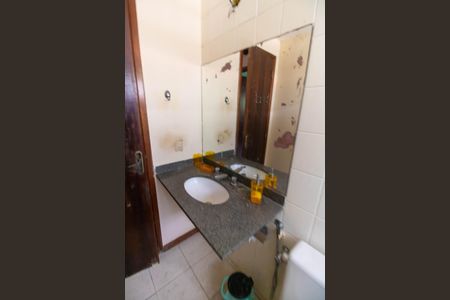 Casa para alugar com 750m², 3 quartos e 2 vagas Casa para alugar com 750m², 3 quartos e 2 vagasBanheiro Social