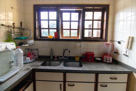 Casa para alugar com 750m², 3 quartos e 2 vagas Casa para alugar com 750m², 3 quartos e 2 vagasCozinha