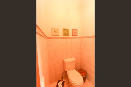 Casa de condomínio à venda com 771m², 3 quartos e 15 vagasLavabo