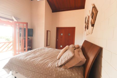 Casa de condomínio à venda com 771m², 3 quartos e 15 vagasSuíte 1