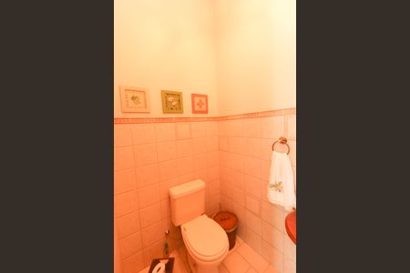 Casa de condomínio à venda com 771m², 3 quartos e 15 vagasLavabo