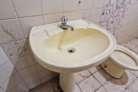 Casa para alugar com 400m², 3 quartos e 5 vagasBanheiro da Garagem