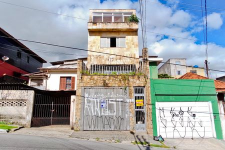 Casa para alugar com 400m², 3 quartos e 5 vagasFachada e Placa