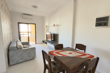 Apartamento para alugar com 233m², 2 quartos e 2 vagas Apartamento para alugar com 233m², 2 quartos e 2 vagasSala de Jantar