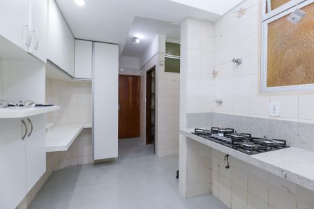 Apartamento para alugar com 107m², 3 quartos e 1 vagaCOZINHA