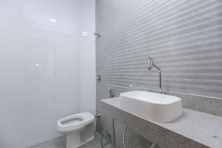 Apartamento para alugar com 107m², 3 quartos e 1 vagaBANHEIRO1