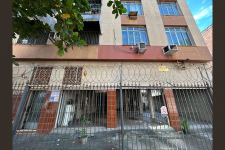 Apartamento à venda com 100m², 3 quartos e 1 vagaFachada