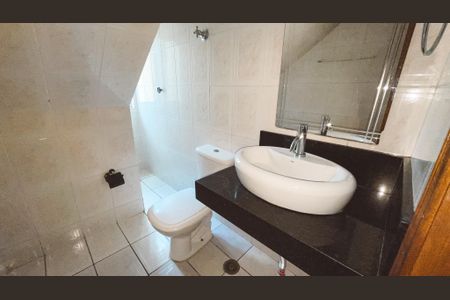 Casa para alugar com 164m², 4 quartos e 3 vagas Casa para alugar com 164m², 4 quartos e 3 vagasLavabo