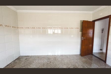 Casa para alugar com 164m², 4 quartos e 3 vagas Casa para alugar com 164m², 4 quartos e 3 vagasCozinha