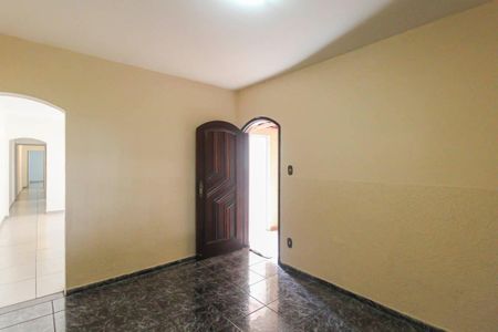 Casa para alugar com 120m², 3 quartos e 1 vaga Casa para alugar com 120m², 3 quartos e 1 vagaSala