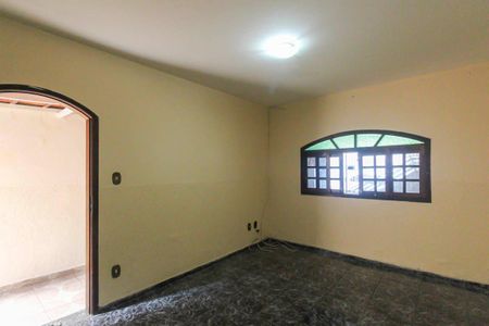 Casa para alugar com 120m², 3 quartos e 1 vaga Casa para alugar com 120m², 3 quartos e 1 vagaSala