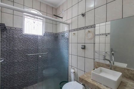Casa para alugar com 120m², 3 quartos e 1 vaga Casa para alugar com 120m², 3 quartos e 1 vagaBanheiro