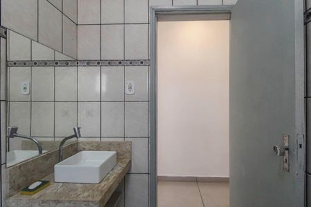 Casa para alugar com 120m², 3 quartos e 1 vaga Casa para alugar com 120m², 3 quartos e 1 vagaBanheiro