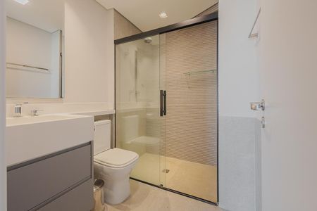 Apartamento para alugar com 100m², 2 quartos e 2 vagasBanheiro da Suíte