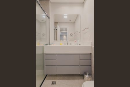 Apartamento para alugar com 100m², 2 quartos e 2 vagasBanheiro