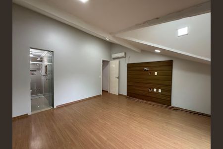 Casa de condomínio à venda com 170m², 4 quartos e 1 vagaSuíte 3