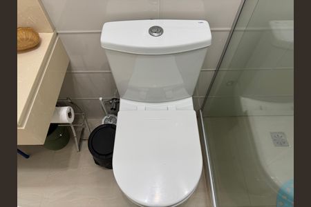 Casa de condomínio à venda com 170m², 4 quartos e 1 vagaSuíte 2 - Banheiro