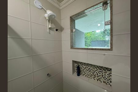 Casa de condomínio à venda com 170m², 4 quartos e 1 vagaSuíte 2 - Banheiro