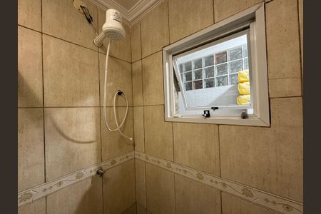 Casa de condomínio à venda com 170m², 4 quartos e 1 vagaBanheiro Social