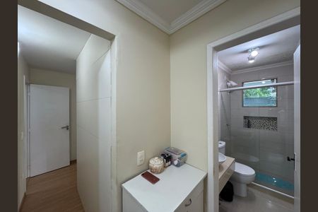 Casa de condomínio à venda com 170m², 4 quartos e 1 vagaSuíte 2 - Banheiro