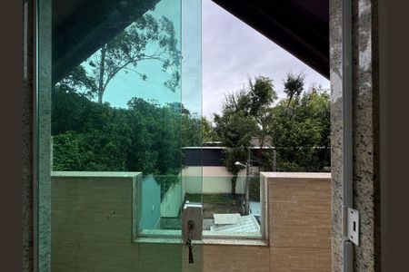 Casa de condomínio à venda com 170m², 4 quartos e 1 vagaSuíte 3 - Varanda