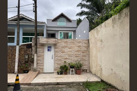 Casa de condomínio à venda com 170m², 4 quartos e 1 vagaFachada