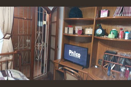 Casa à venda com 159m², 3 quartos e 2 vagas Casa à venda com 159m², 3 quartos e 2 vagasQuarto 3