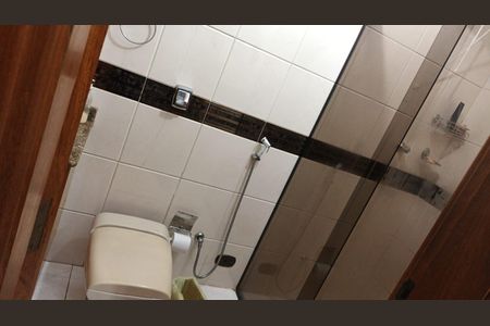 Casa à venda com 159m², 3 quartos e 2 vagas