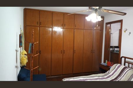 Casa à venda com 159m², 3 quartos e 2 vagas Casa à venda com 159m², 3 quartos e 2 vagasQuarto 3