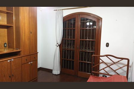 Casa à venda com 159m², 3 quartos e 2 vagas Casa à venda com 159m², 3 quartos e 2 vagasQuarto 2