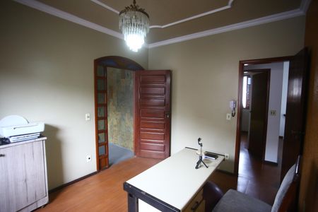 Casa à venda com 360m², 6 quartos e 6 vagasSala